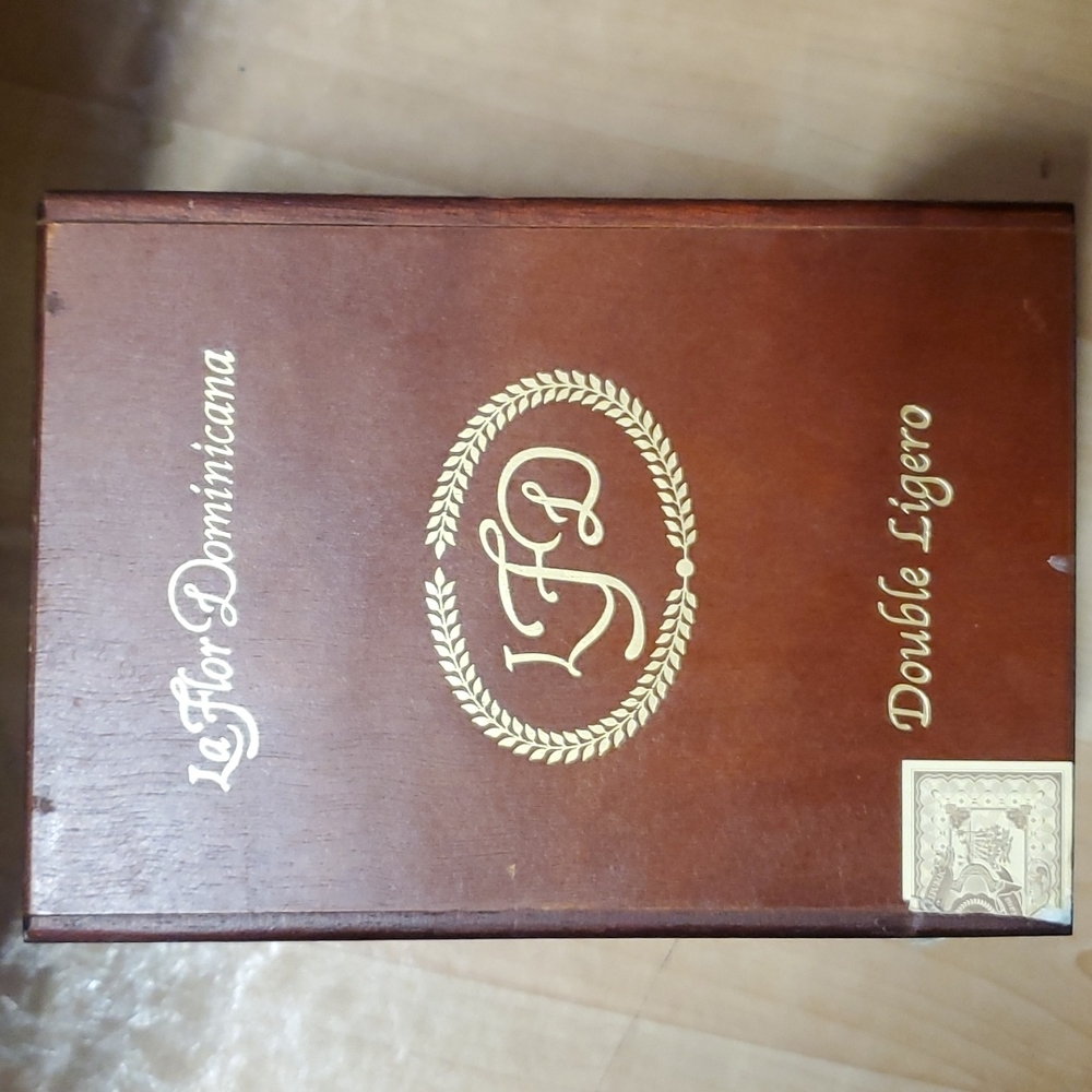 Cigar box